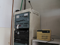 防災行政無線の戸別受信機を接続した商店街の放送設備