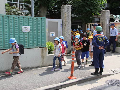 延山小学校で下校時避難訓練を実施