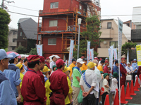 立会川環境美化運動の参加者