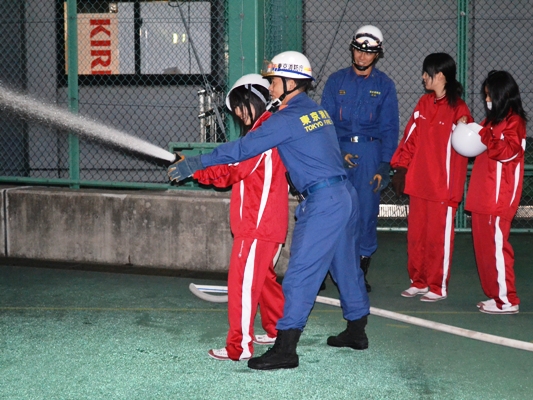 大崎高校防災訓練　女子のポンプ操法