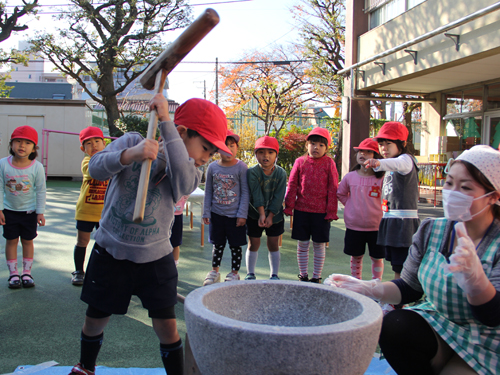 浜川幼稚園　餅つき会1