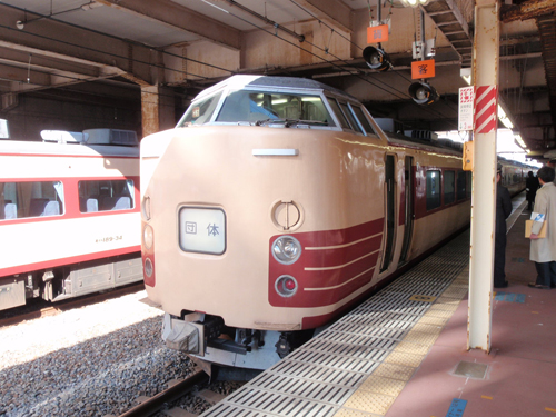 東海道貨物支線の調査列車運行1