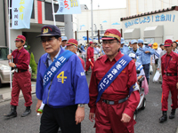 美化啓発活動を行う区長