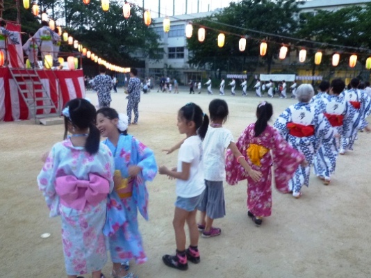 区民まつり(2013)会場のようす