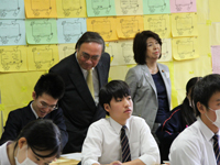 教育再生実行会議委員が第一日野すこやか園・日野学園視察