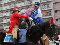 台場幼稚園　交通安全指導＆園児が馬に騎乗