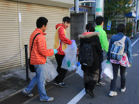 児童センター・スポーツＧＯＭＩ拾い大会