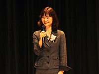 審査委員長の田村真理子氏