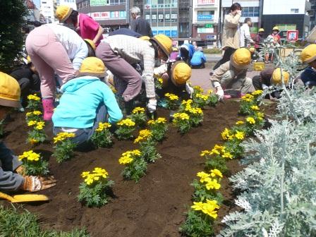 五反田駅前花壇2