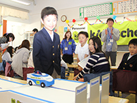 第1部 ハイブリッドカー工作教室(パナソニック)