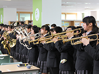 吹奏楽・金管バンドによる演奏