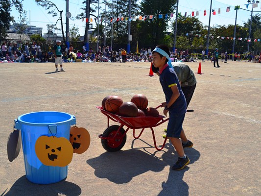 大運動会2014（かぼちゃ運び）