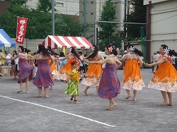 フラダンスの様子