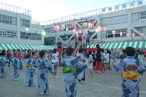 荏原第三地域センター 盆踊りの様子