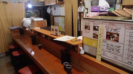 亀屋 岩崎商店の店内