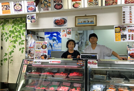 アンガ食品の店内