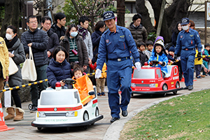 ミニパトカー・消防車