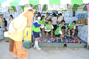 荏原第三地区区民まつりに来たうまたせくん