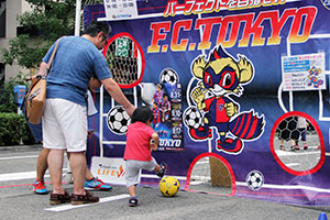 サッカー　キックターゲットに挑戦