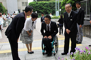 両副区長と教育長もお出迎え