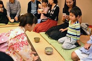 ふれあい文化祭 抹茶店て出し