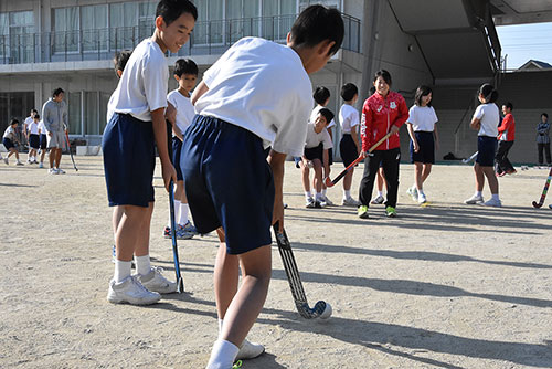 柴田選手も一緒にパスワーク