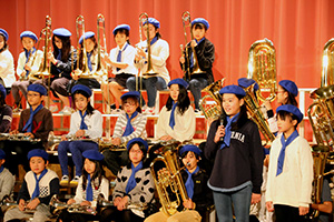 三木小学校金管クラブの発表