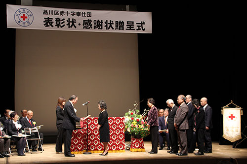 表彰状・感謝状贈呈式の様子