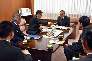 報告の様子