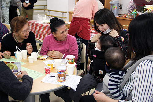 防災カフェにて多世代交流