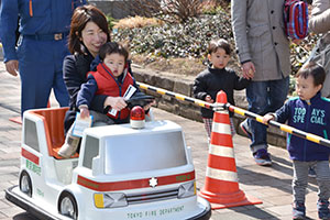 ミニ救急車乗車体験コーナー