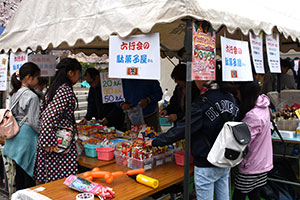 駄菓子の模擬店