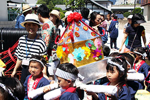 城南幼稚園児もワッショイ