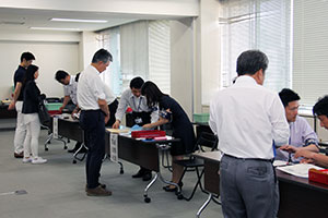 立候補者届出受付 会場内の様子
