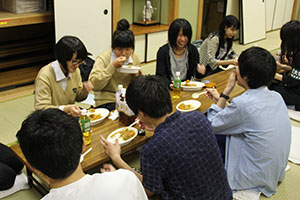 坂井市の方々との昼食タイム