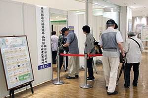 アトレ大井町店の期日前投票所(会場入口)