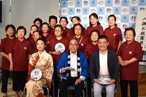記念撮影 八潮やよい会の皆さん