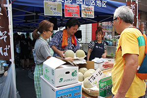 坂井市の特産品販売も実施