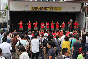 日野学園吹奏楽部による演奏