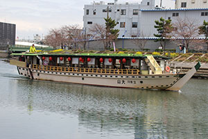 屋形船乗船体験クルーズ