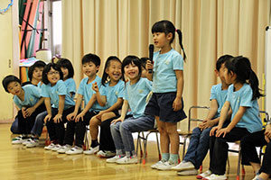 一人ずつ進学する小学校を報告