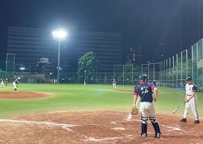 天王洲公園野球場とナイター