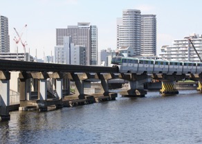 東京タワー、モノレ－ルと海の風景